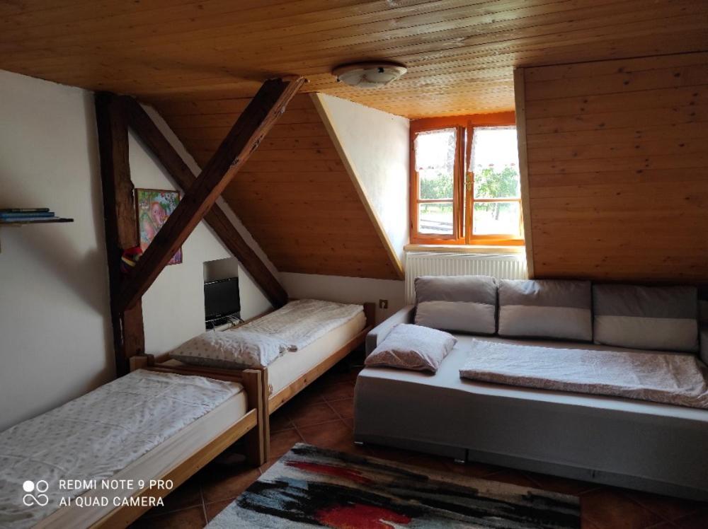 Apartman Pod Sribrnou Horou Lhenice Extérieur photo